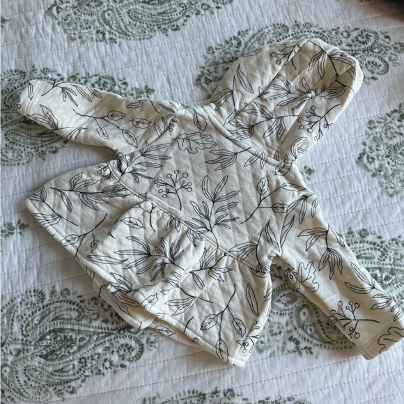 Carter's Kids Bundle - 3 Months - Picture 6 of 14